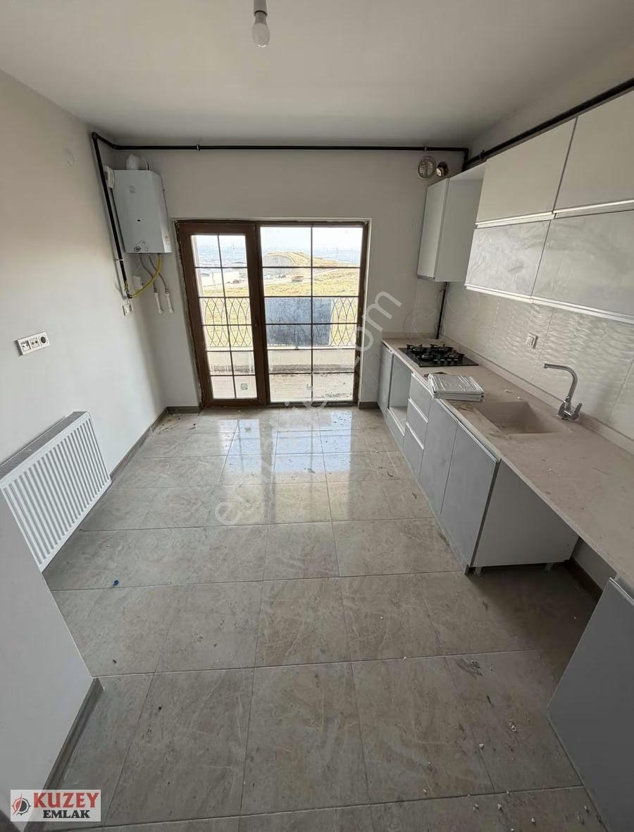Kuzey Emlaktan Yakacık Toki De Ankara Manzaralı Kiralık Daire - Görsel 5