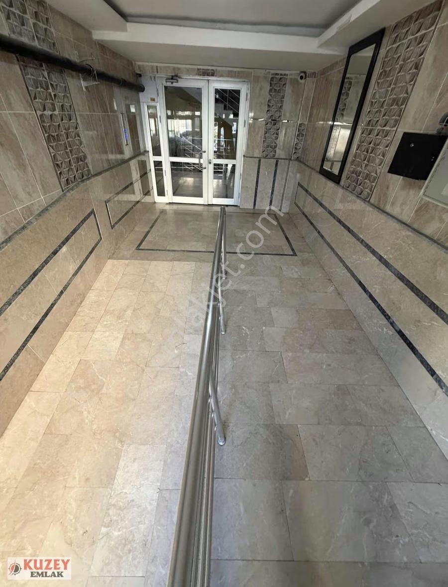 Kuzey Emlaktan Ara Kat 4+1 Kiralık Daire - Görsel 4