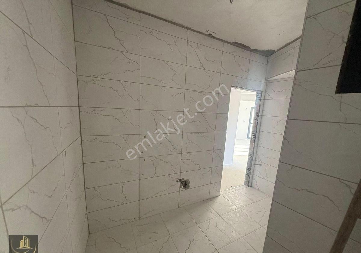 Erdek Atatürk Mahallesinde Deniz Manzaralı Ara Kat 2+1 Sıfır Daire - Görsel 4