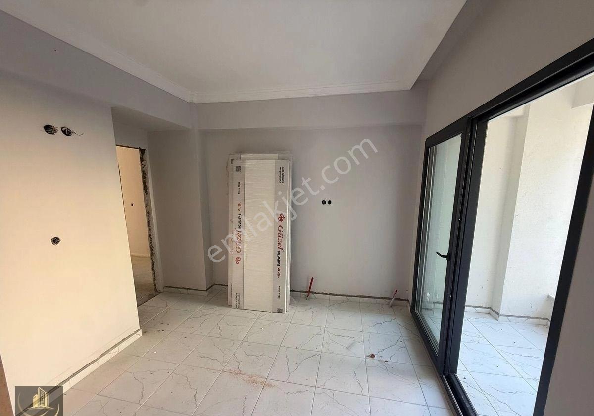 Erdek Atatürk Mahallesinde Deniz Manzaralı Ara Kat 2+1 Sıfır Daire - Görsel 2