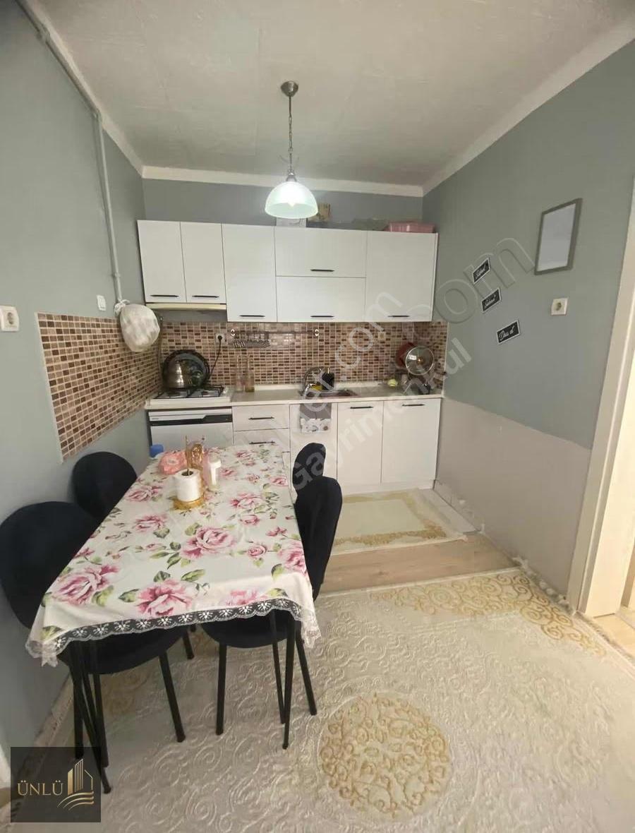 Soğanlı Mah Müstakil 3 Katlı Ev Yüksek Kira Getirili - Görsel 8