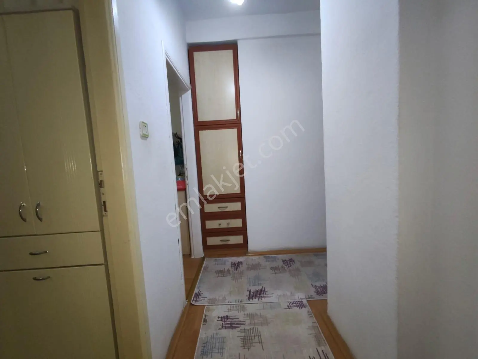 Yılmaz Gayrımenkulden 1.katta Yapılı 3+1 Masrafsız Satılık Daire - Görsel 13
