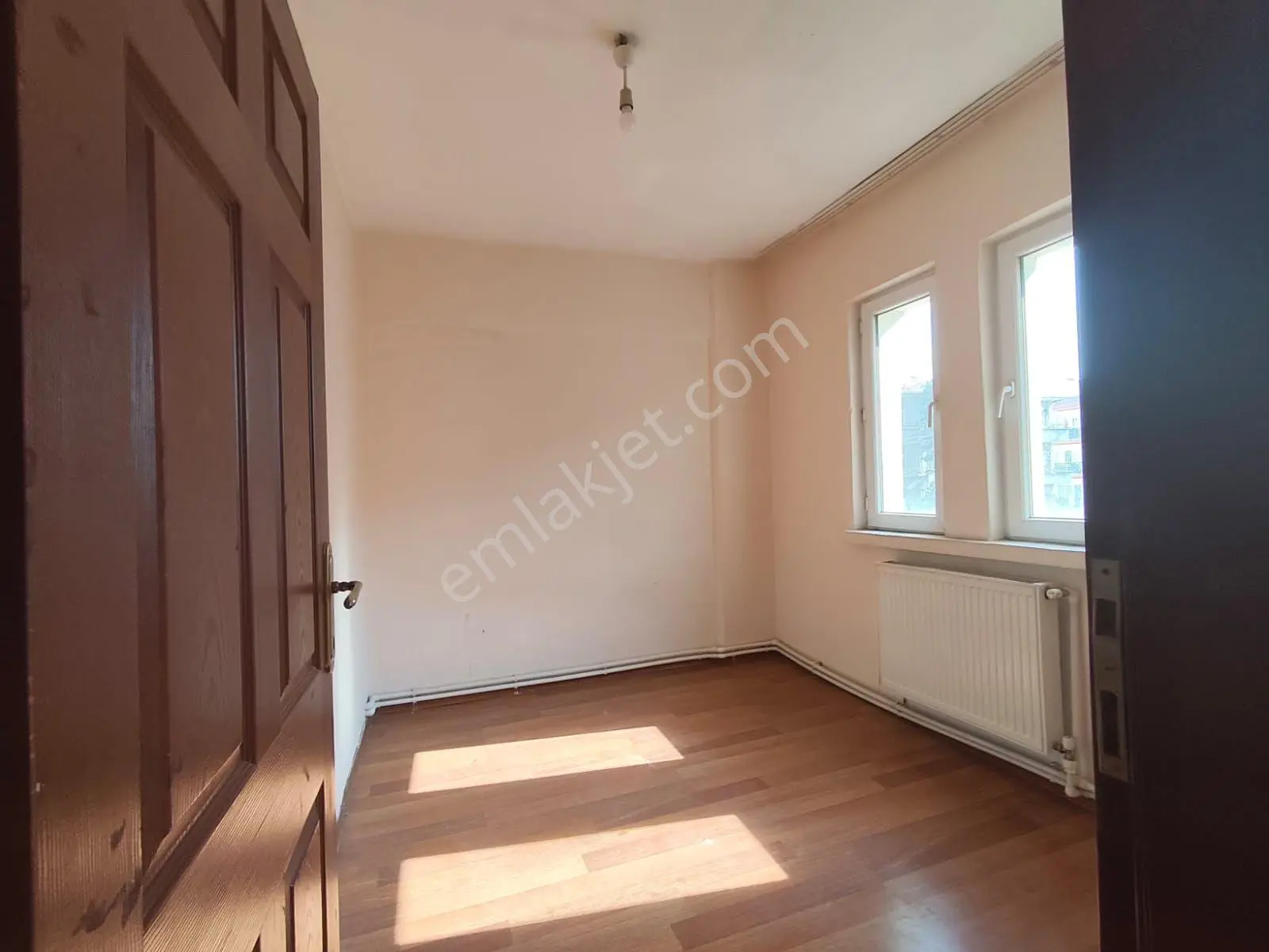 Yılmaz Gayrımenkulden 2+1 Yapılı Masrafsız 1 Kat Ön Cephe Geniş Metre Kare - Görsel 28