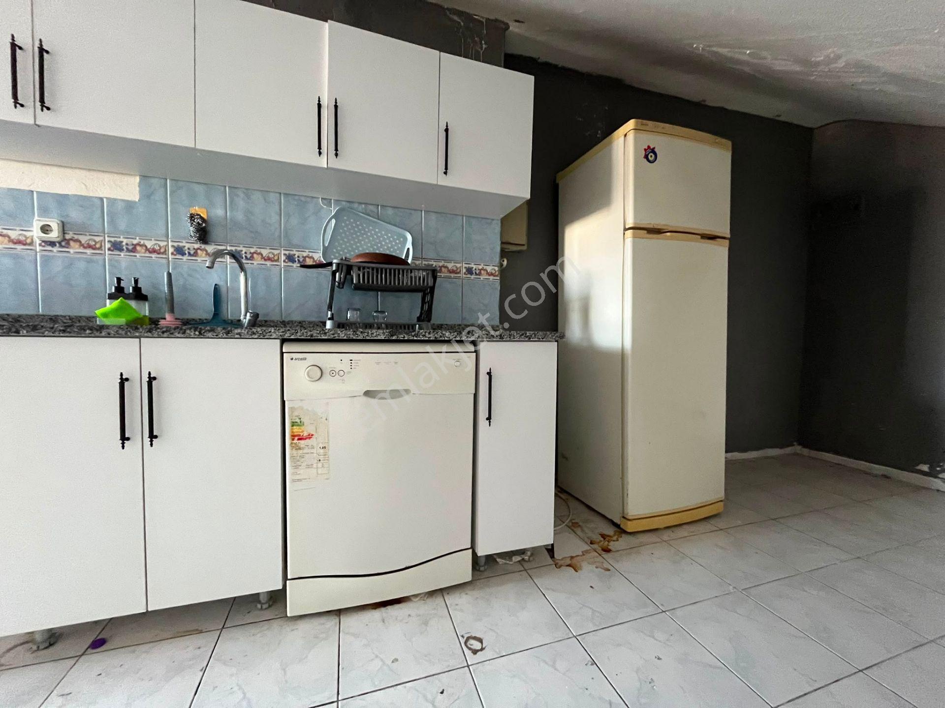Antalya Kepez Kültürde Kiralık 1+1 Eşyalı Çatı Katı Daire No.20663 - Görsel 6