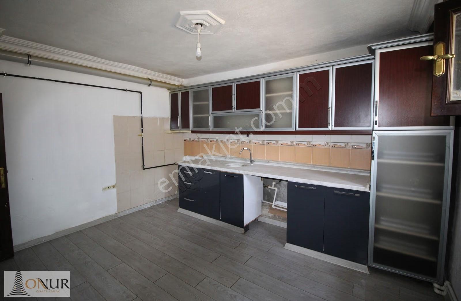 Onur Emlak Hanaybaşı Mah.umut Evi Yakını 2+1 Kiralık Bodrum Katı - Görsel 13