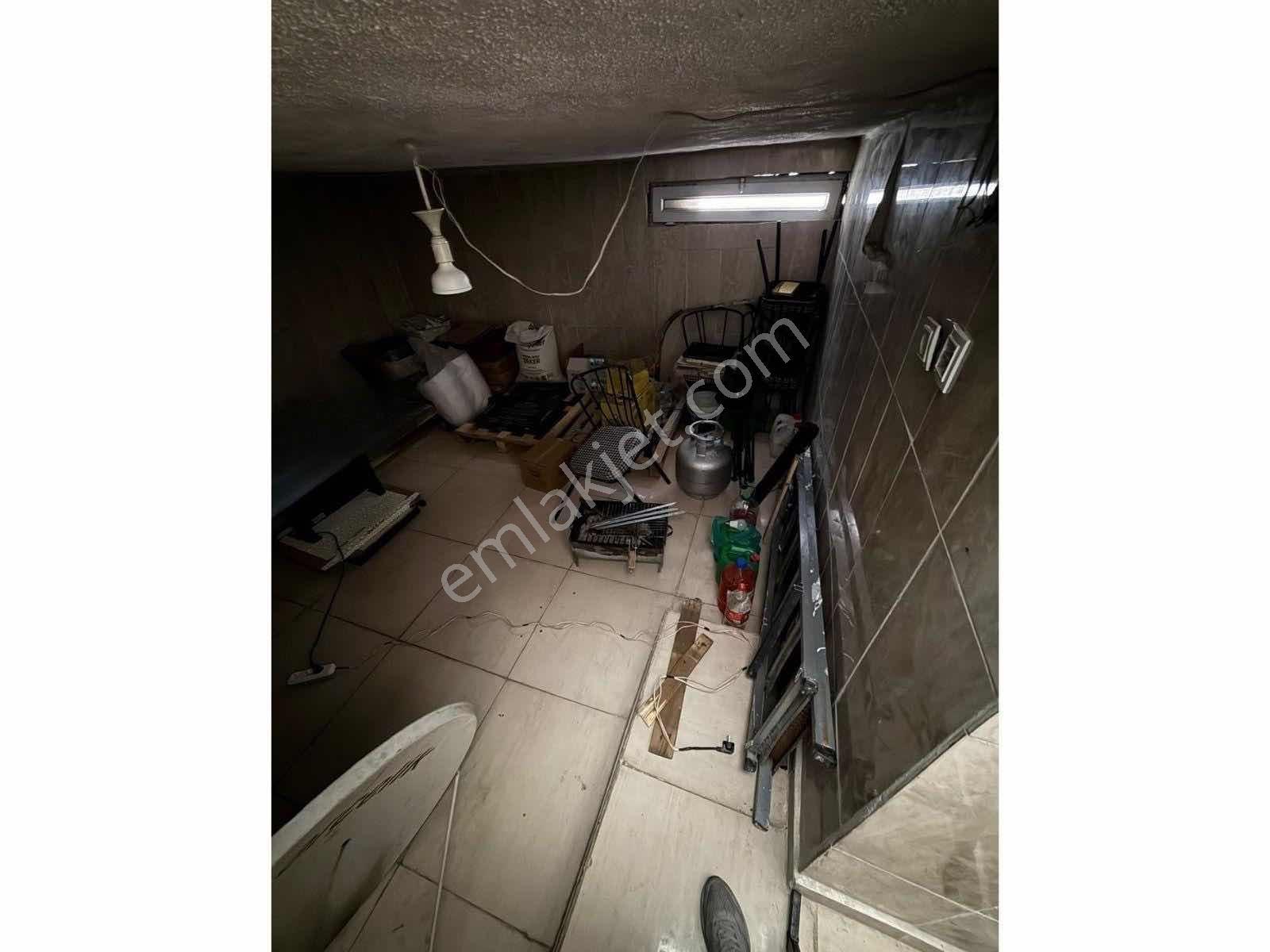 Uzaydan Konakda Satılık Dükkan Köşe Başı 2 Katlı - Görsel 22