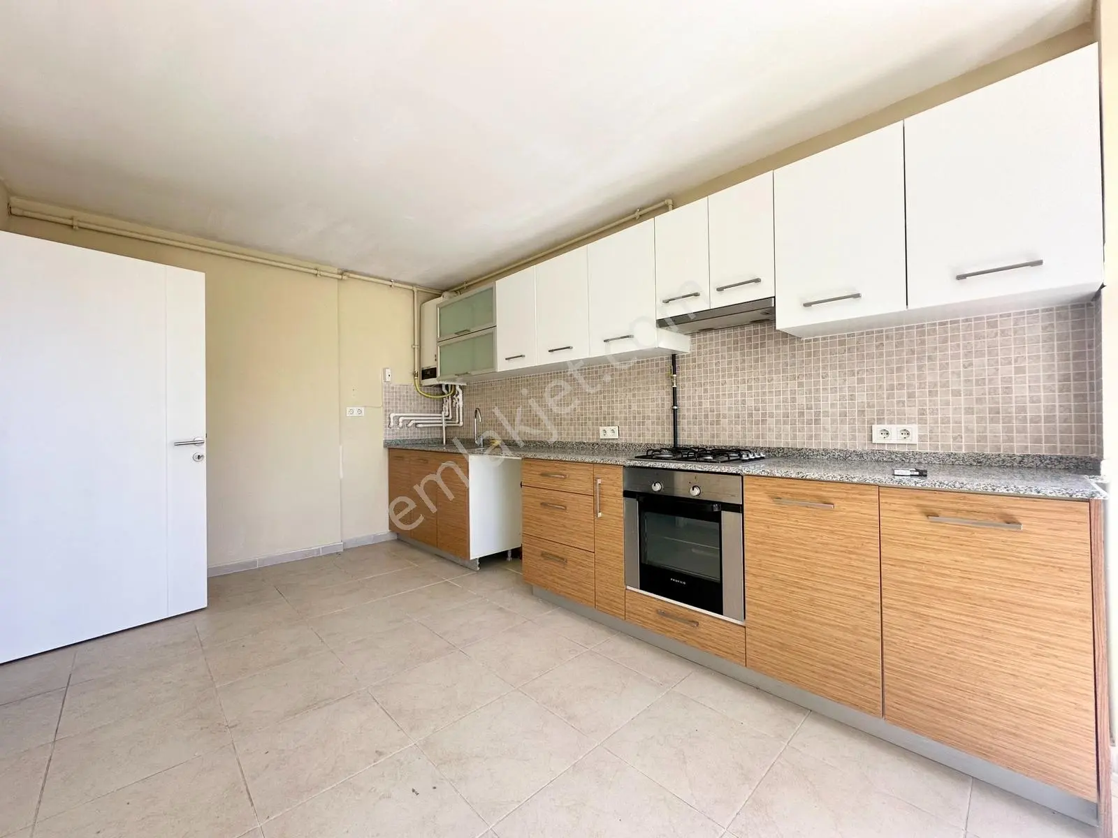 Havuzlu Güvenlikli Site İçi 3+1 165m2 Kiralık Ara Kat Daire - Görsel 5