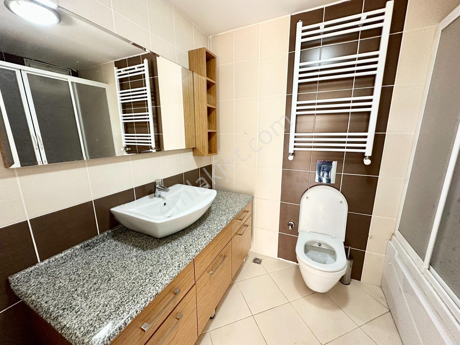 Havuzlu Güvenlikli Site İçi 3+1 165m2 Kiralık Ara Kat Daire - Görsel 15
