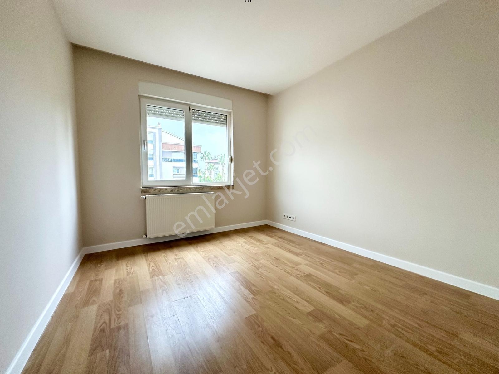 Havuzlu Güvenlikli Site İçi 3+1 165m2 Kiralık Ara Kat Daire - Görsel 16
