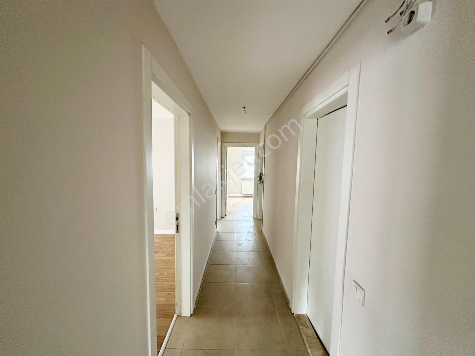 Havuzlu Güvenlikli Site İçi 3+1 165m2 Kiralık Ara Kat Daire - Görsel 8