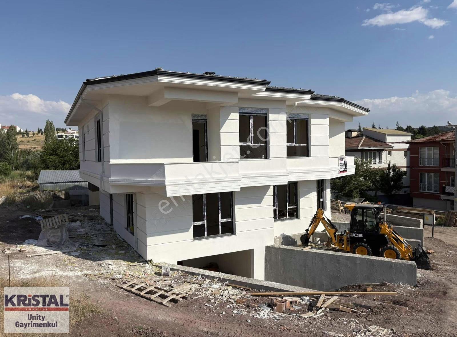 Yenikent Satılık 4+1 Özel Garajlı Villa - Görsel 15