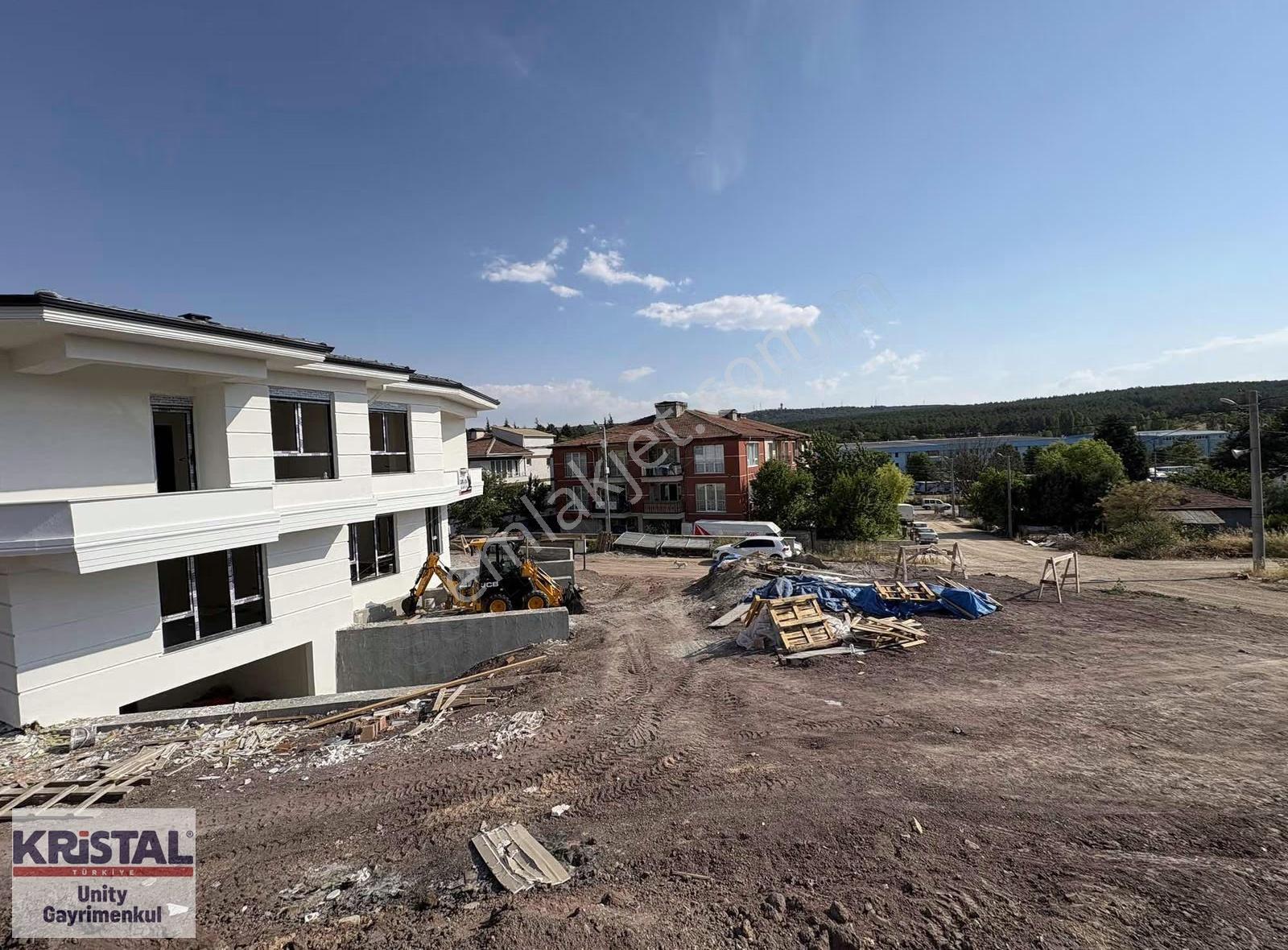 Yenikent Satılık 4+1 Özel Garajlı Villa - Görsel 12
