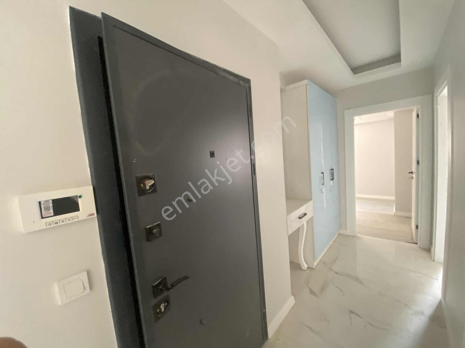 Medikal Point Ve Anadolu Cd Ye Çok Yakın 3 Katlı Aile Apartmanı - Görsel 3