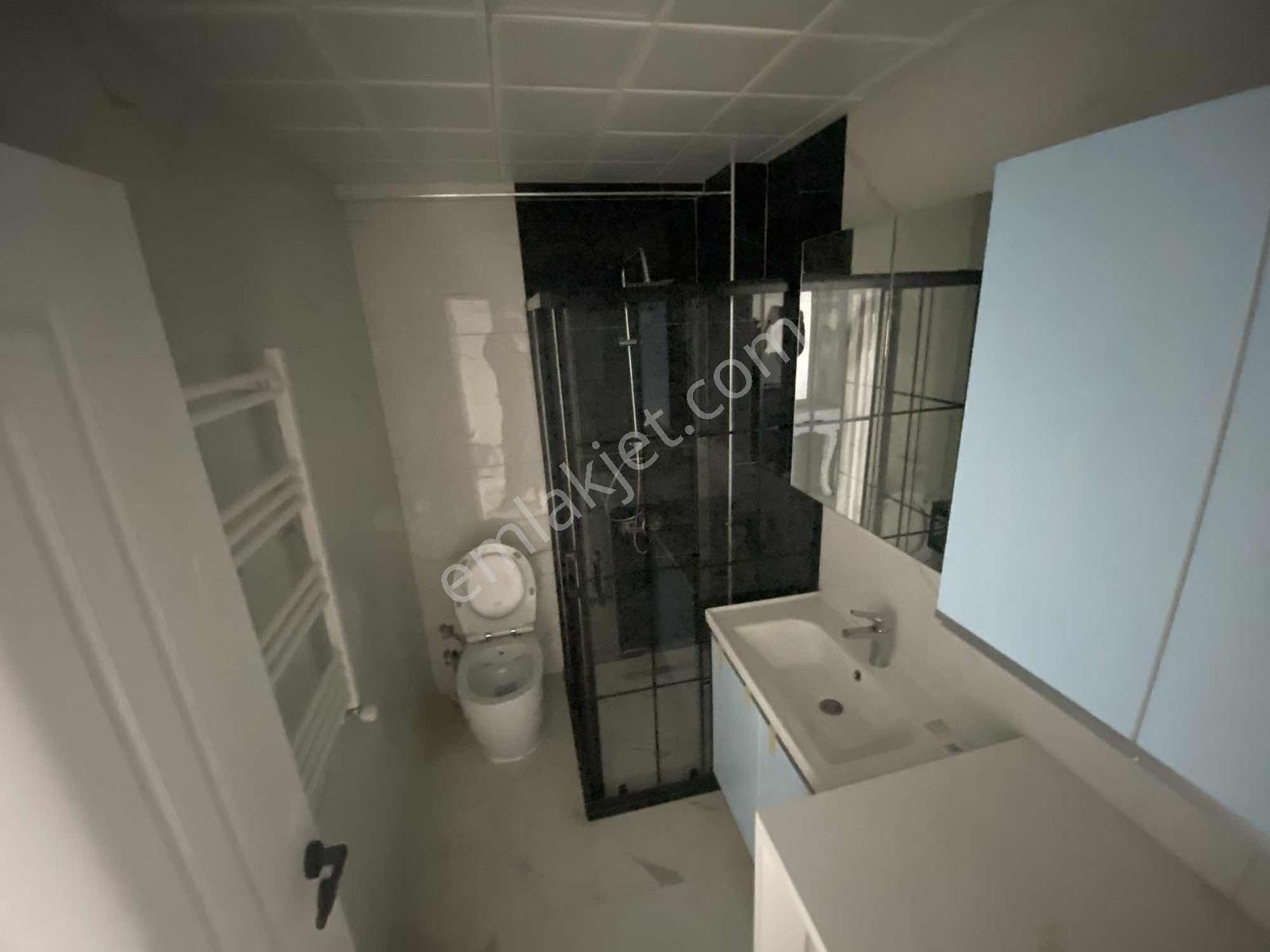 Medikal Point Ve Anadolu Cd Ye Çok Yakın 3 Katlı Aile Apartmanı - Görsel 8