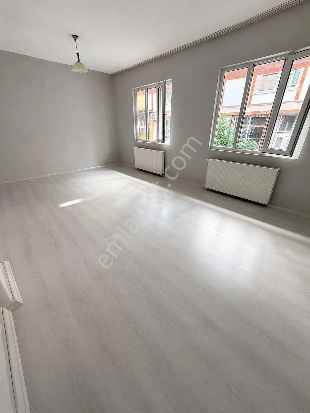 Tetik Emlak'tan Aydoğdu Mahallesi'nde 3+1 Kiralık Daire