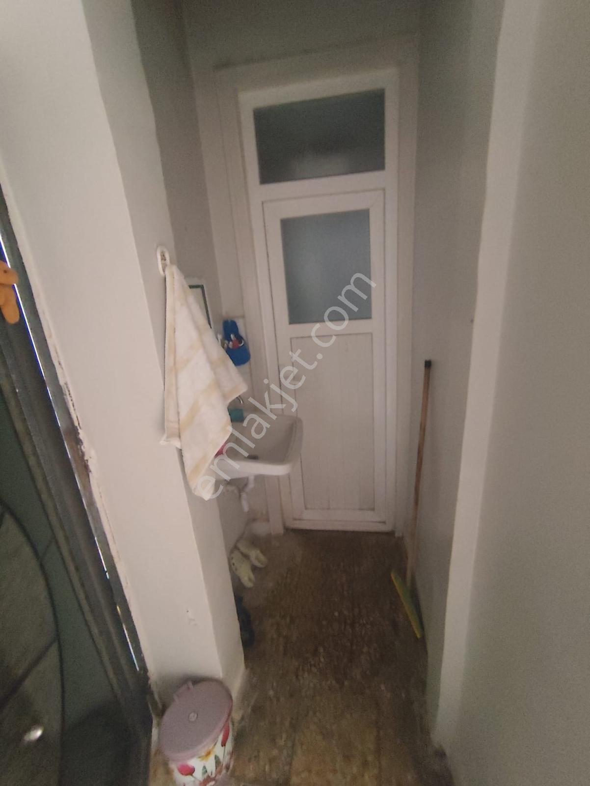 Ayyıldız'dan - Komple Satılık Garajlı İki Katlı Mustakil - Görsel 14