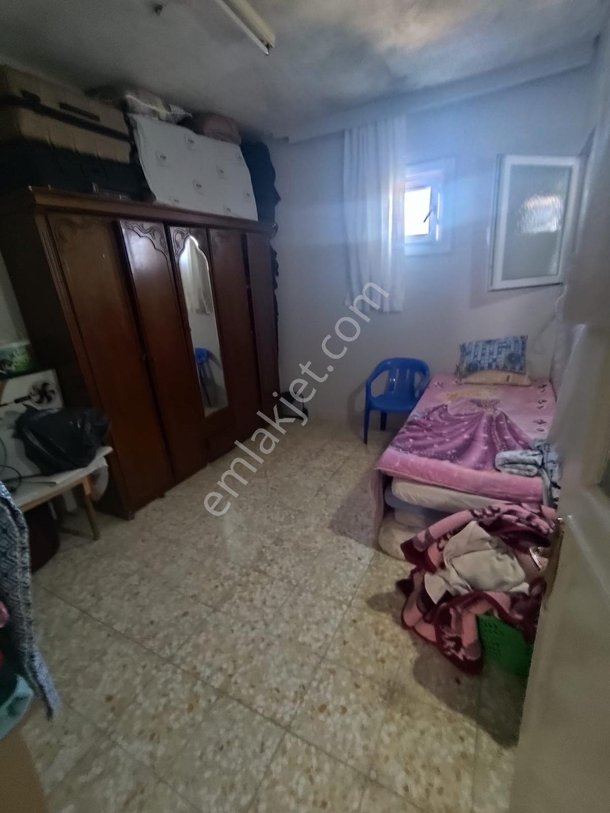 Ayyıldız'dan - Komple Satılık Garajlı İki Katlı Mustakil - Görsel 4