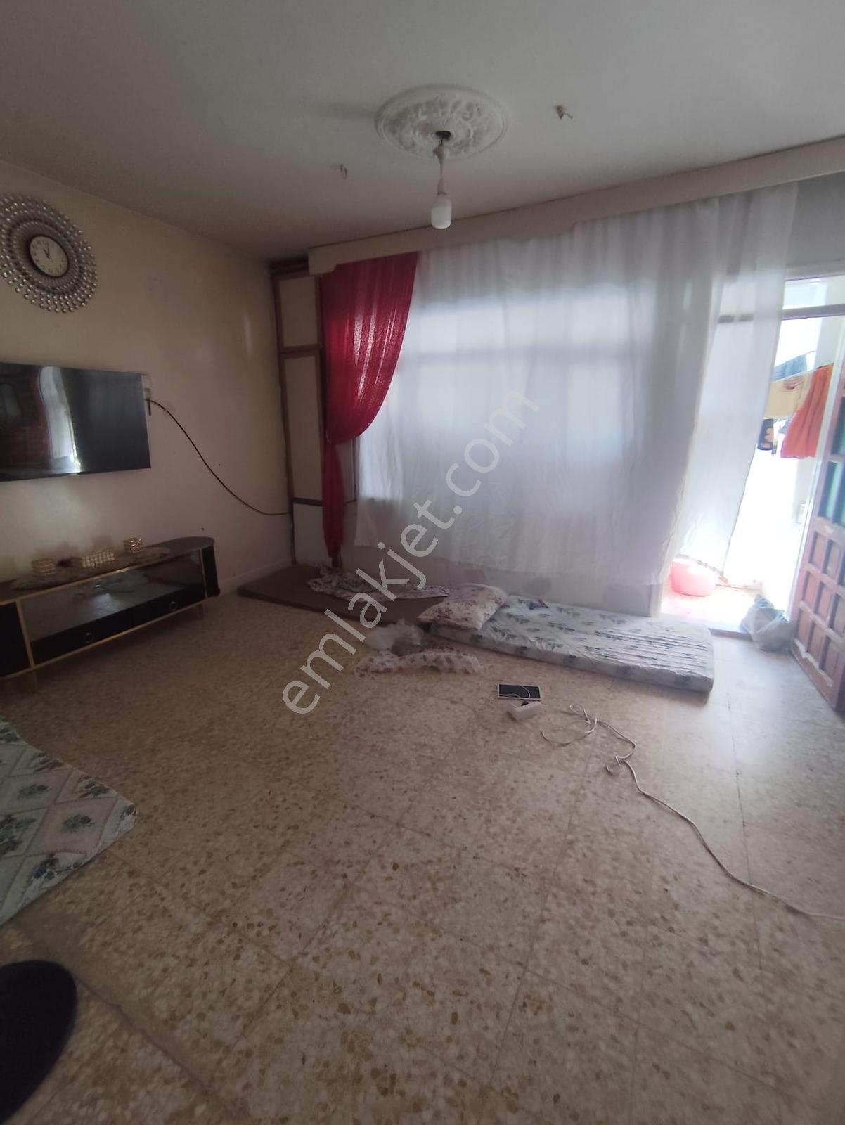 Ayyıldız'dan - Komple Satılık Garajlı İki Katlı Mustakil - Görsel 6