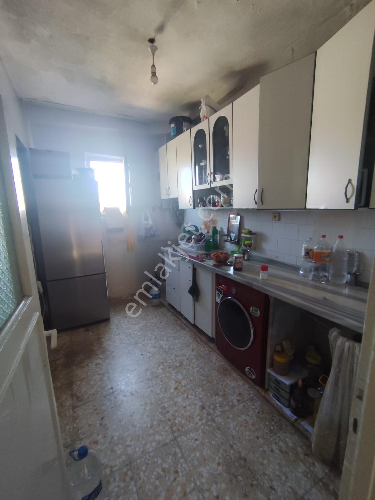 Ayyıldız'dan - Komple Satılık Garajlı İki Katlı Mustakil - Görsel 17