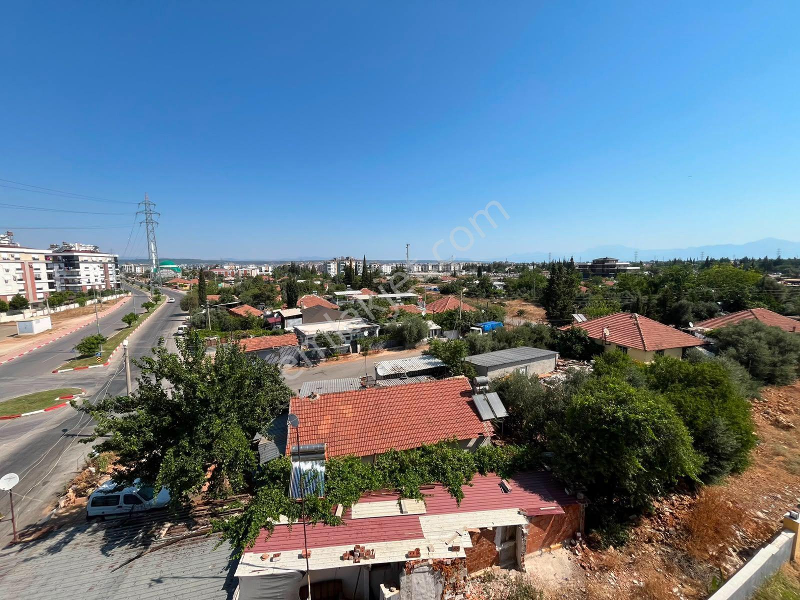 Baraj Mahallesinde Havuzlu Site 2+1 Satılık - Görsel 12