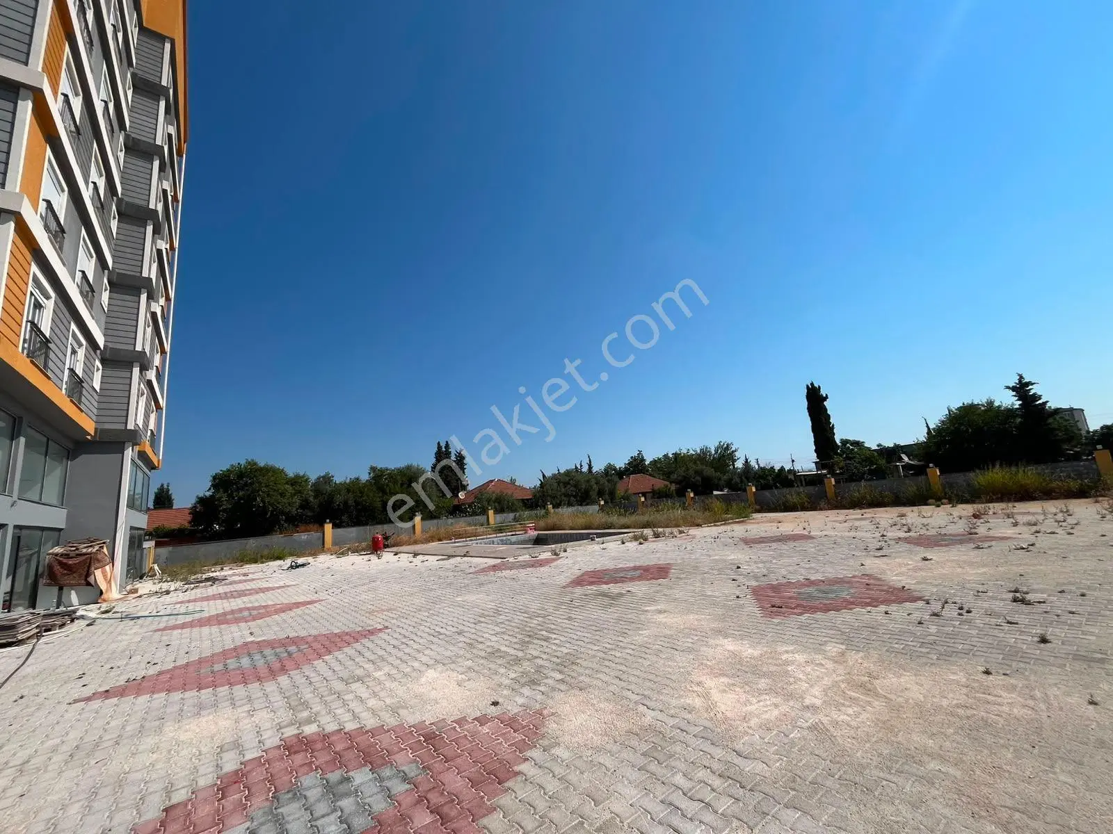 Baraj Mahallesinde Havuzlu Site 2+1 Satılık - Görsel 4
