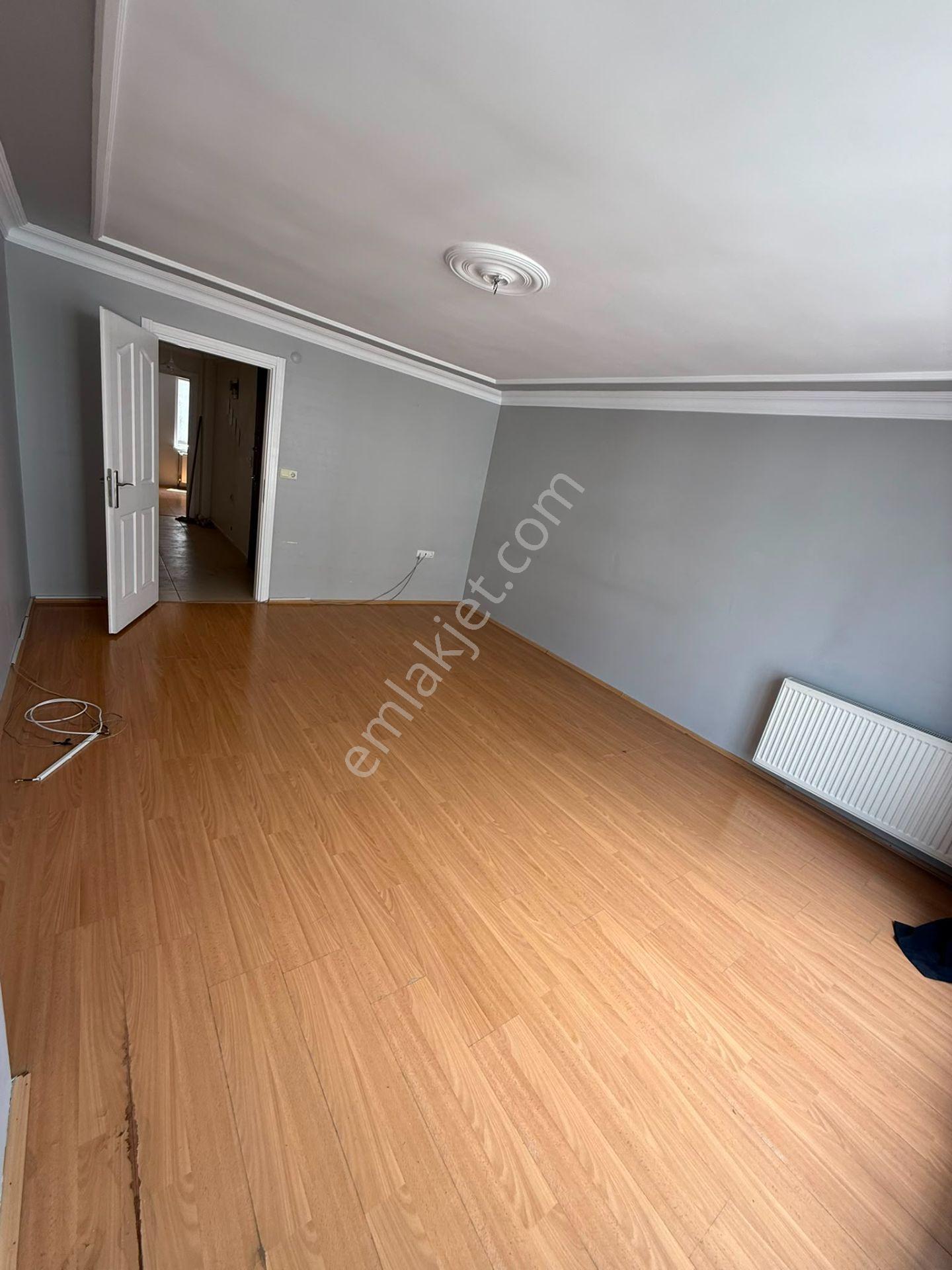 Cerrahpaşa Emlaktan Turgut Özal Mahallesi 2+1 Metrobüse Yakın Kiralık Daire - Görsel 6