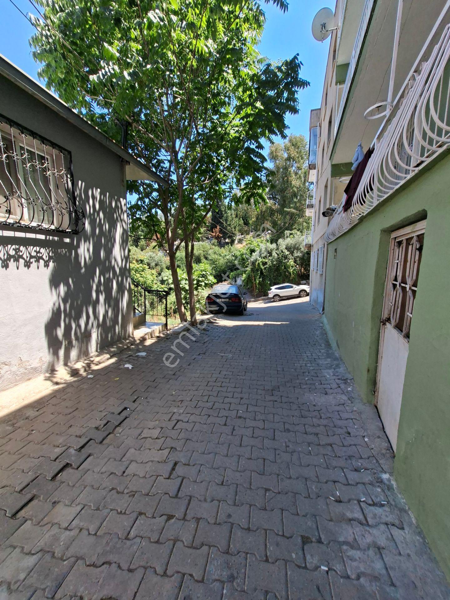 Narlıderede Kiralık Daire 3+1 140 M² Kısmen Deniz Manzaralı - Görsel 31