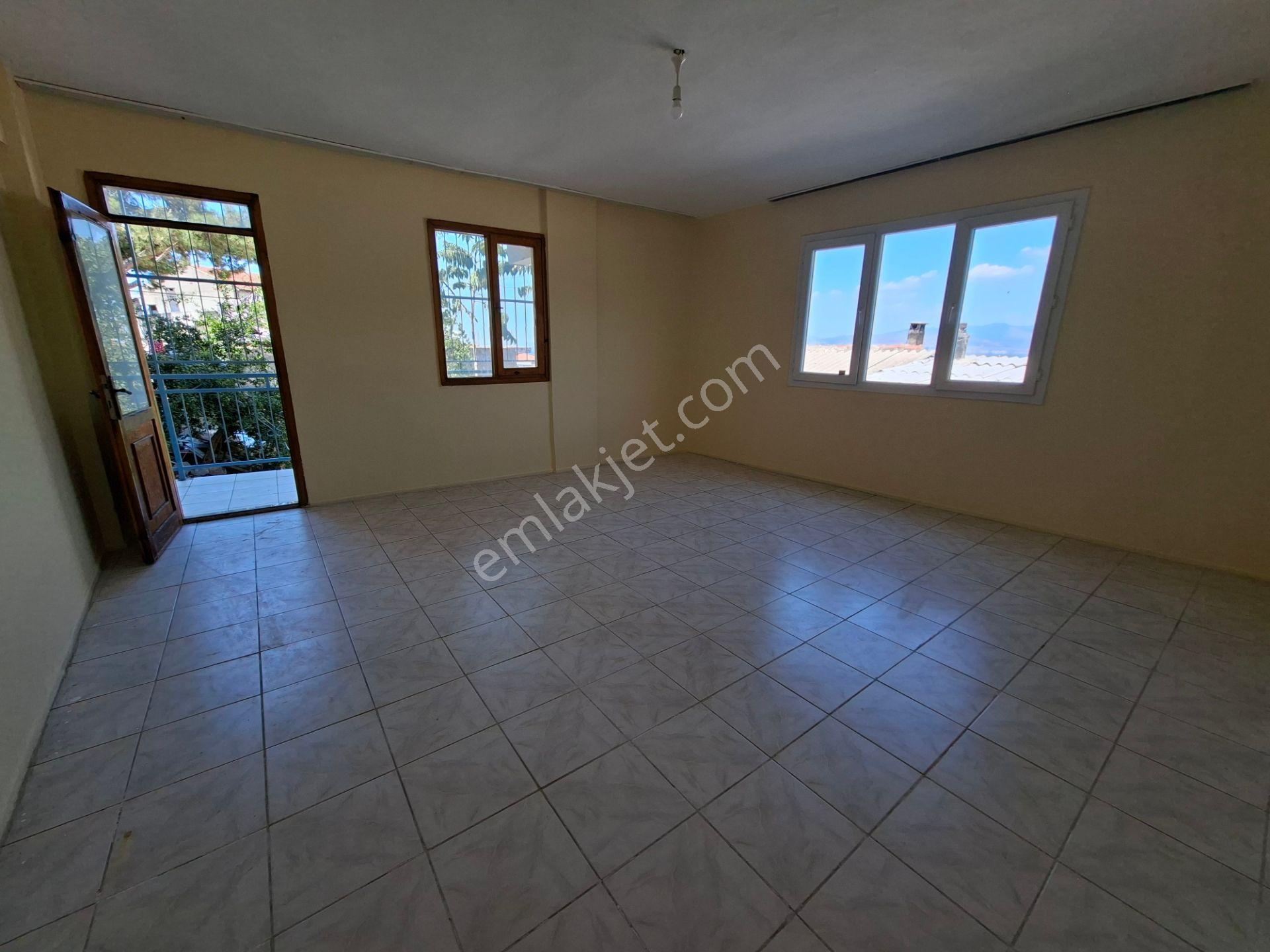 Narlıderede Kiralık Daire 3+1 140 M² Kısmen Deniz Manzaralı - Görsel 23