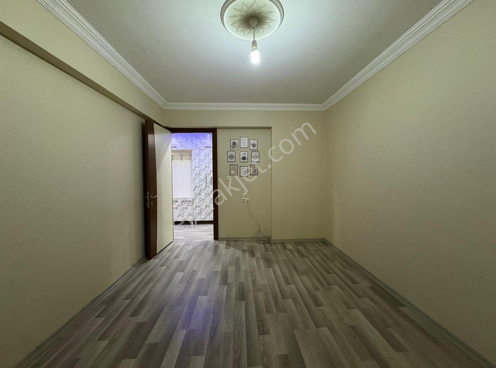 Zeki Emlak'tan Manisa Muradiye'de 3+1 Ara Kat Kiralık Daire - Görsel 28