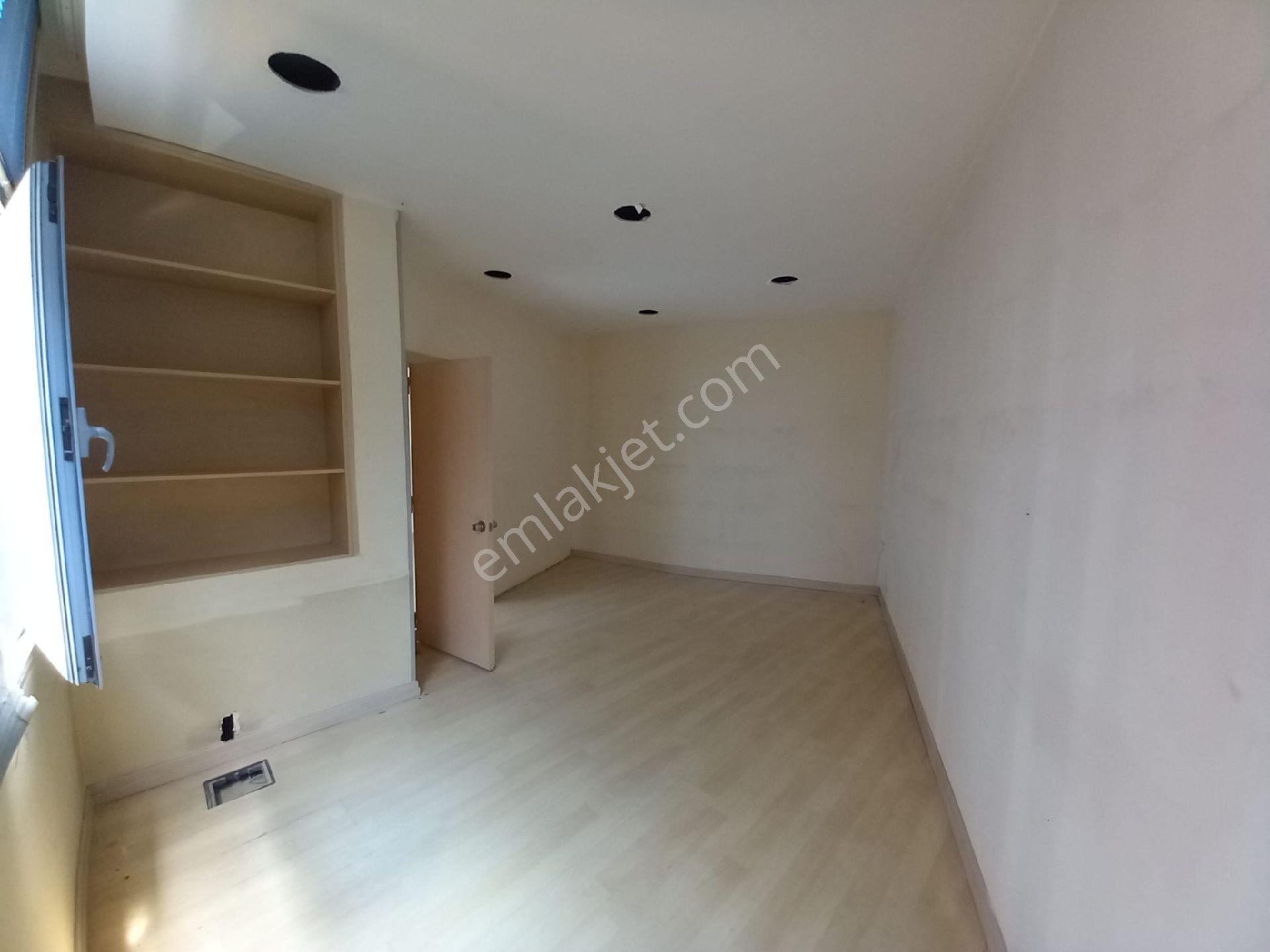 Buca Heykel Meydanı 2.kat Dükkan - Görsel 26