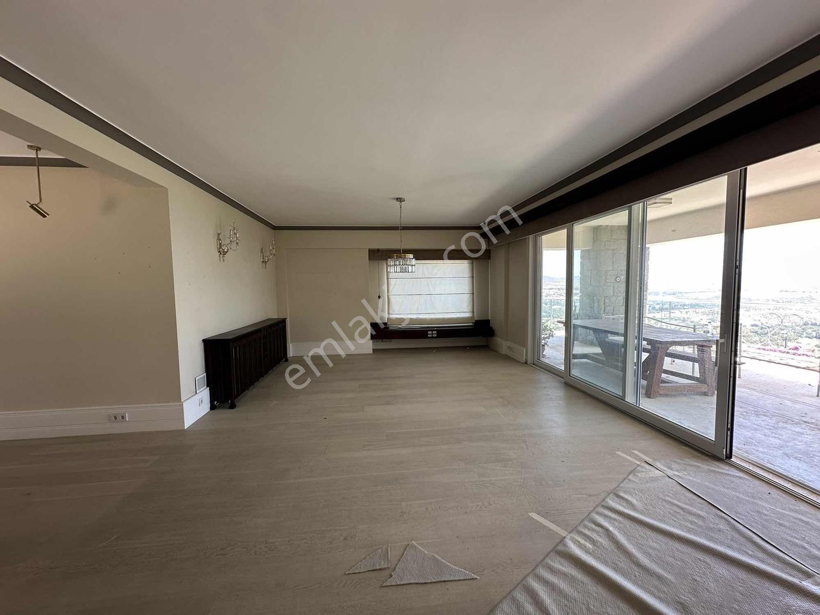 Bodrum Gürecede Deniz Manzaralı Lüks 4+ 2 Müstakil Havuzlu Villa - Görsel 9