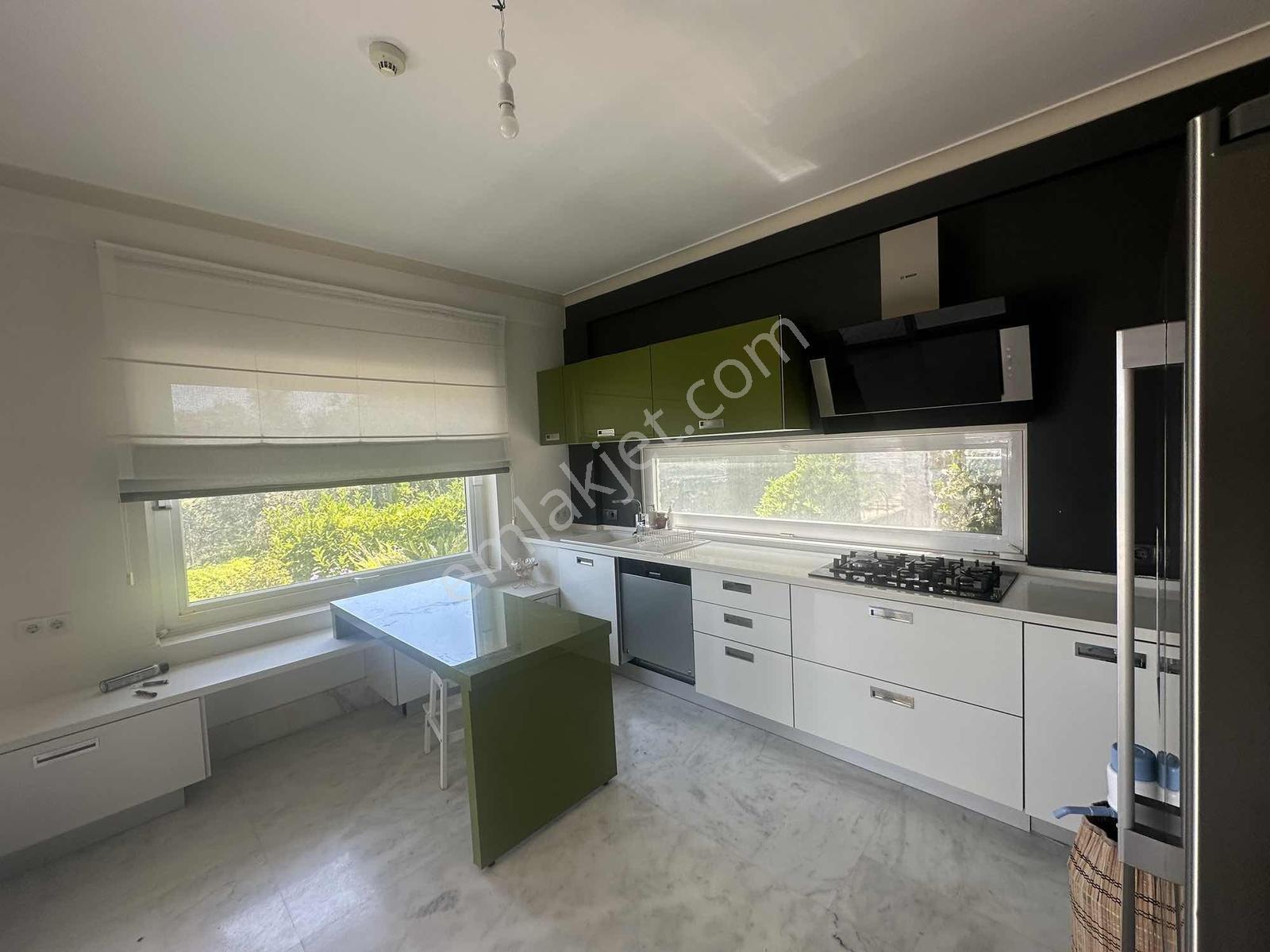 Bodrum Gürecede Deniz Manzaralı Lüks 4+ 2 Müstakil Havuzlu Villa - Görsel 2