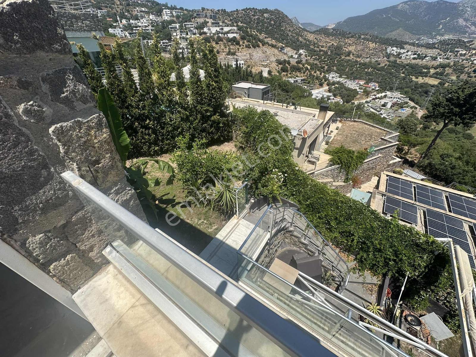 Bodrum Gürecede Deniz Manzaralı Lüks 4+ 2 Müstakil Havuzlu Villa - Görsel 17