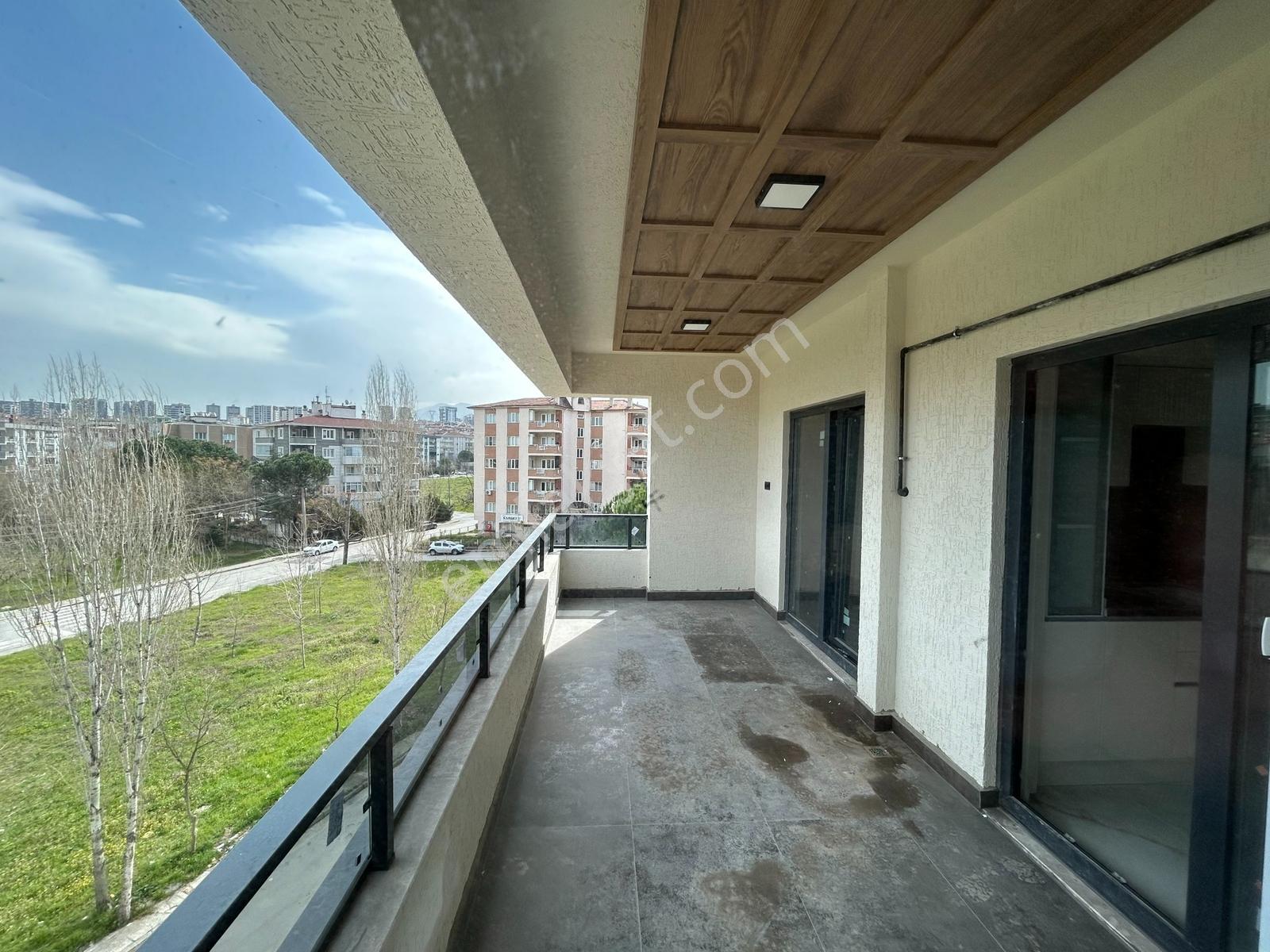 Cumhuriyet Mahallesi Nilüferhatun Caddesi Üstü 3+1 Daire - Görsel 14