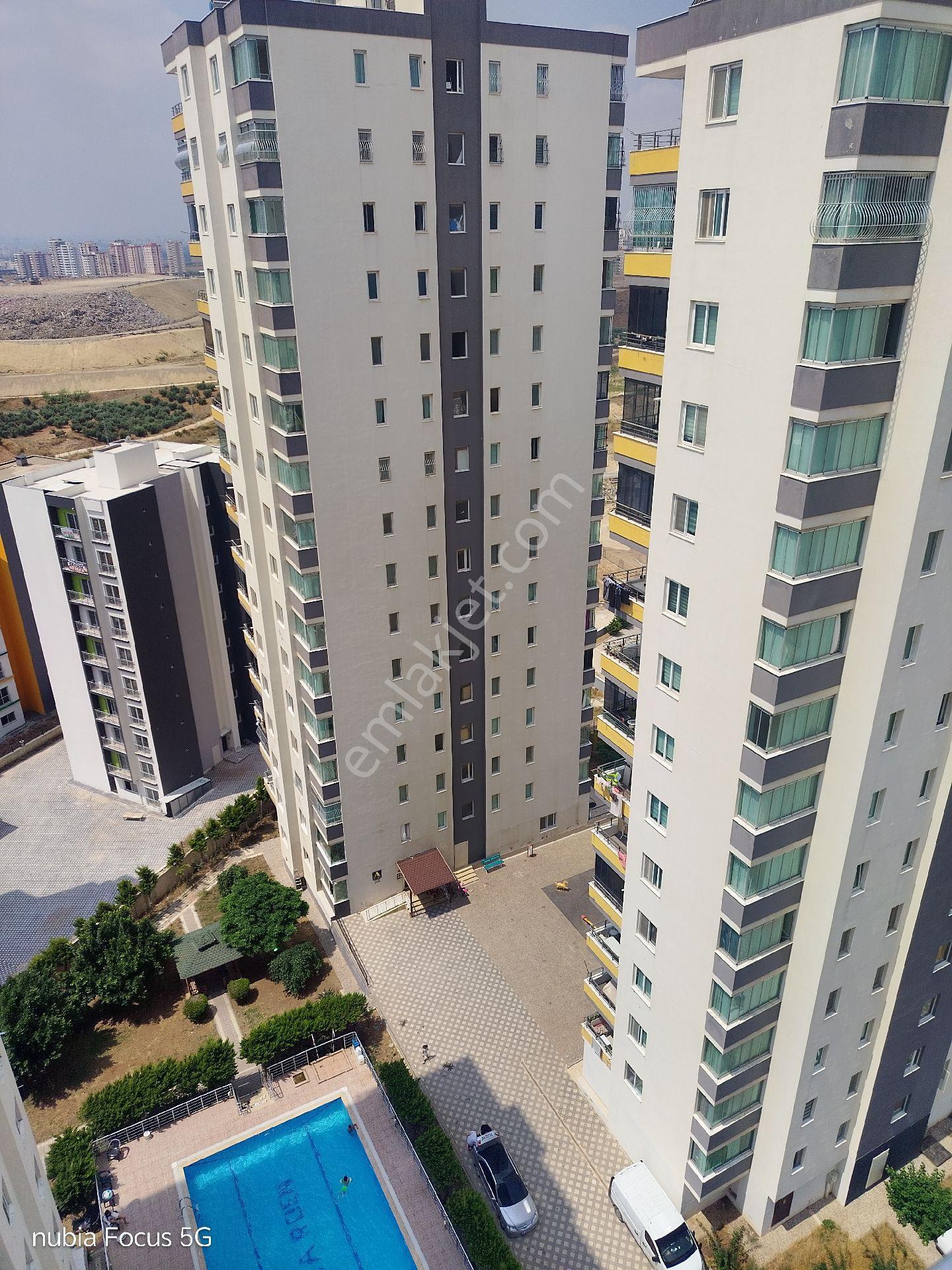 2+1 Eşyalı Havuzlu Sitede