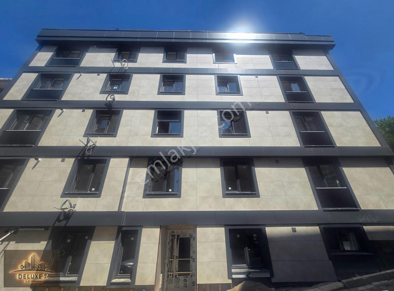 Deluxe 26 ' Dan Yeni Binada Asansörlü Köşe 2+1 80 M2 Daire - Görsel 10