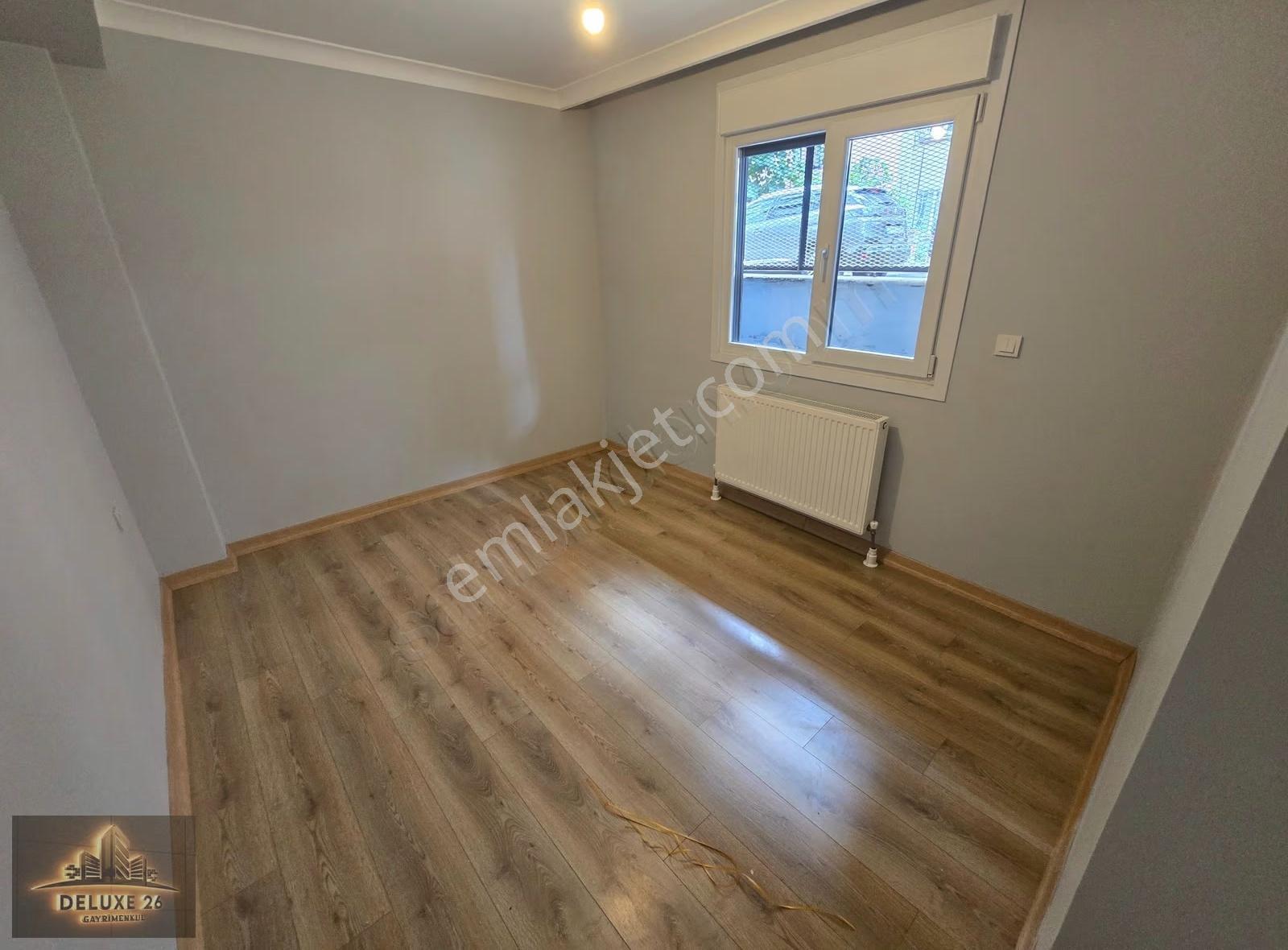 Deluxe 26 'dan Nezih Muhitte Yeni Bina Asansörlü 2+1 80 M2 Daire - Görsel 15