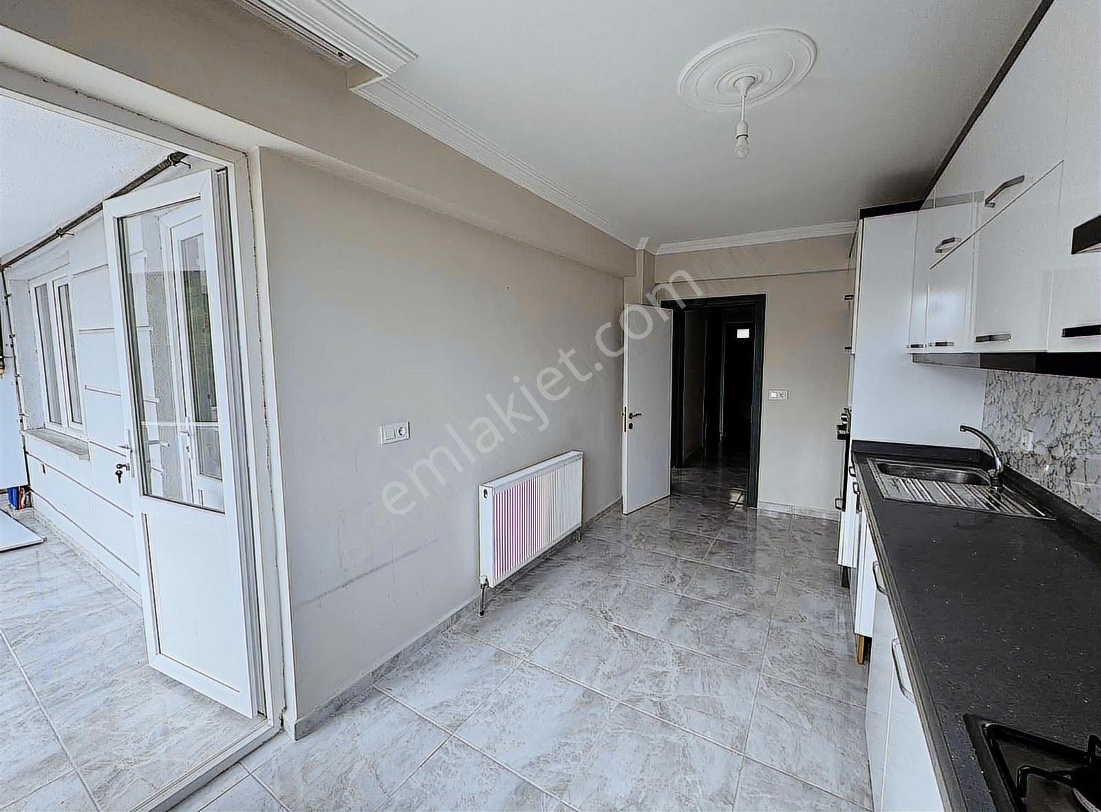 Tema Emlaktan Ortacami Mahallesi Geniş Arakat Kiralık 3+1 Daire - Görsel 12