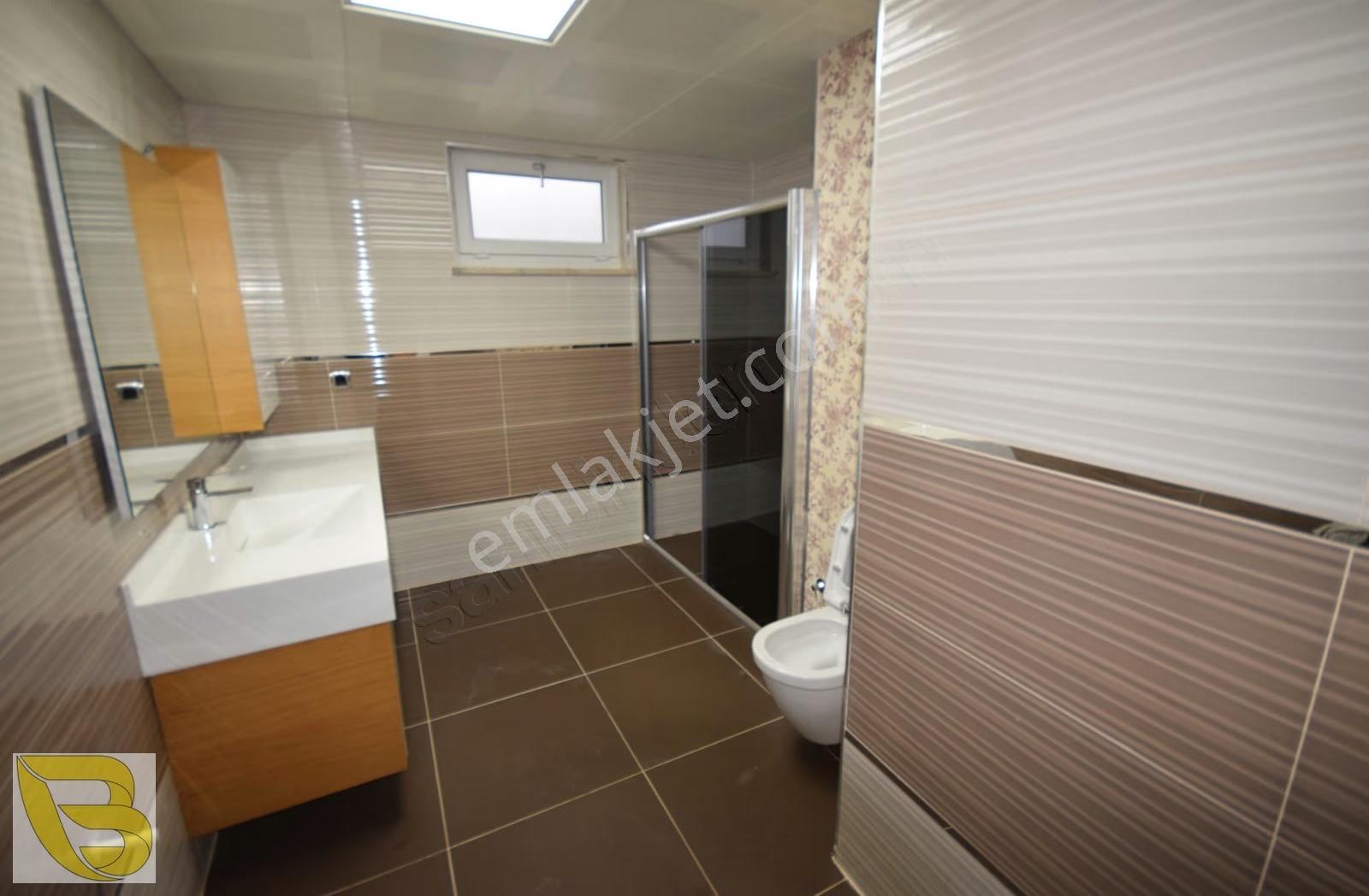 Altınkale Antasya Villaları Sitesinde Kiralık Müstakil 5+1 Villa - Görsel 12