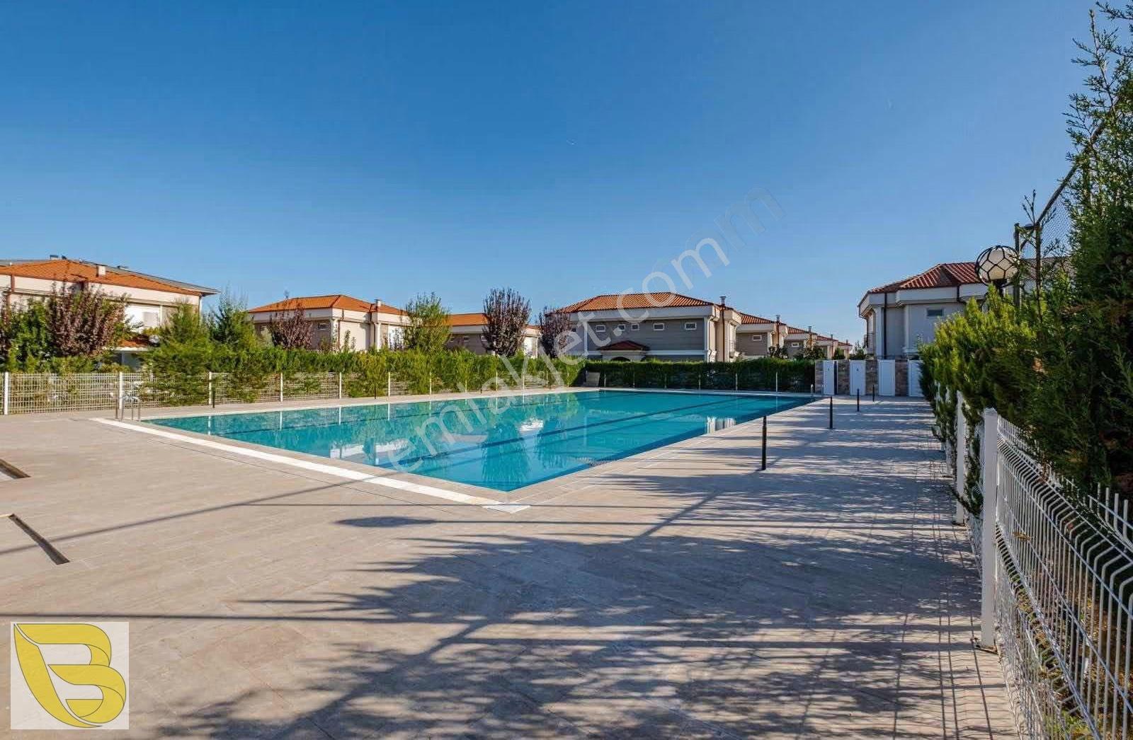 Altınkale Antasya Villaları Sitesinde Kiralık Müstakil 5+1 Villa - Görsel 7