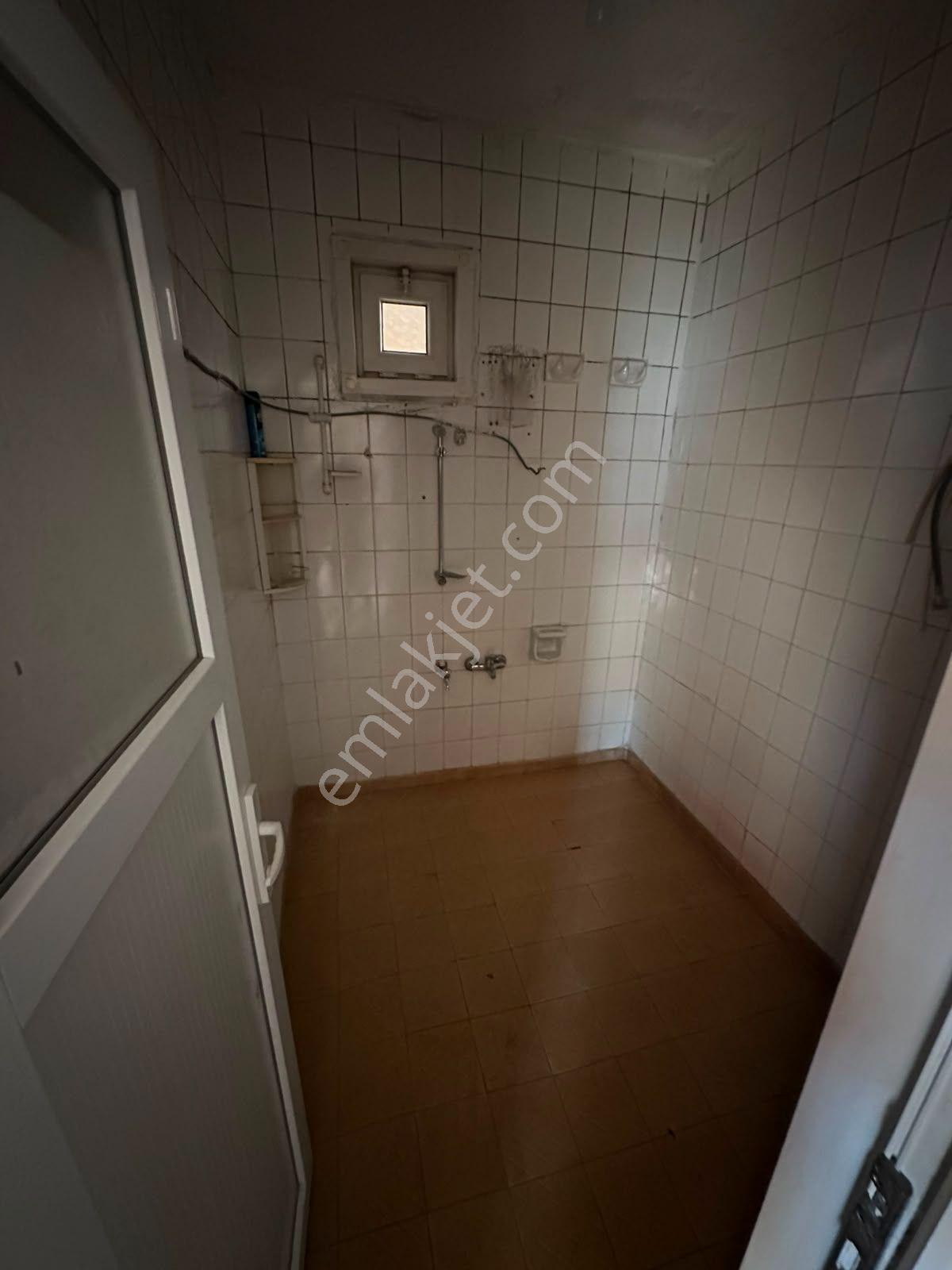 İstiklal Mahallesinde 2+1 Kiralık Daire - Görsel 17