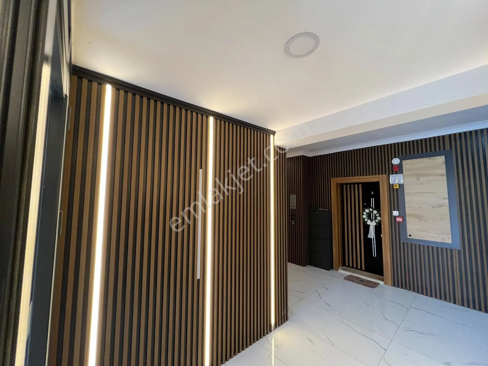 Batıkent Çakırlarda Site İçerisinde Satılık 2+1 Lüks Daire - Görsel 2