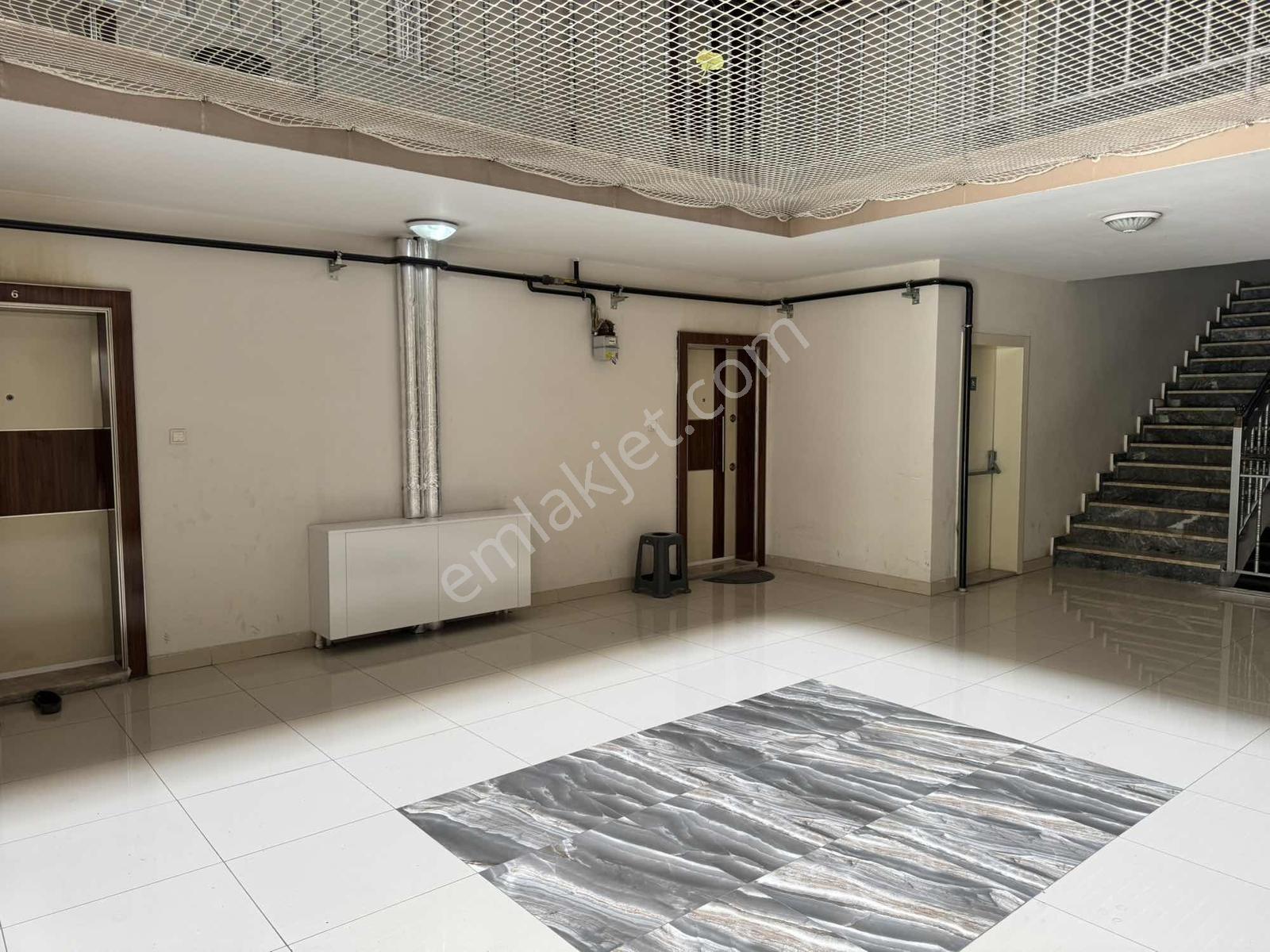 Vip'den 17. Caddede Kök Tapu Geniş Balkon Satılık 1+1 Daire - Görsel 23