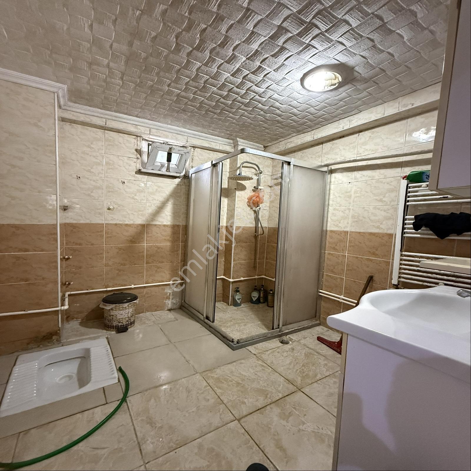 City Center Avm Ve Üniversitenin Dibinde Geniş Metrekareli Daire - Görsel 5
