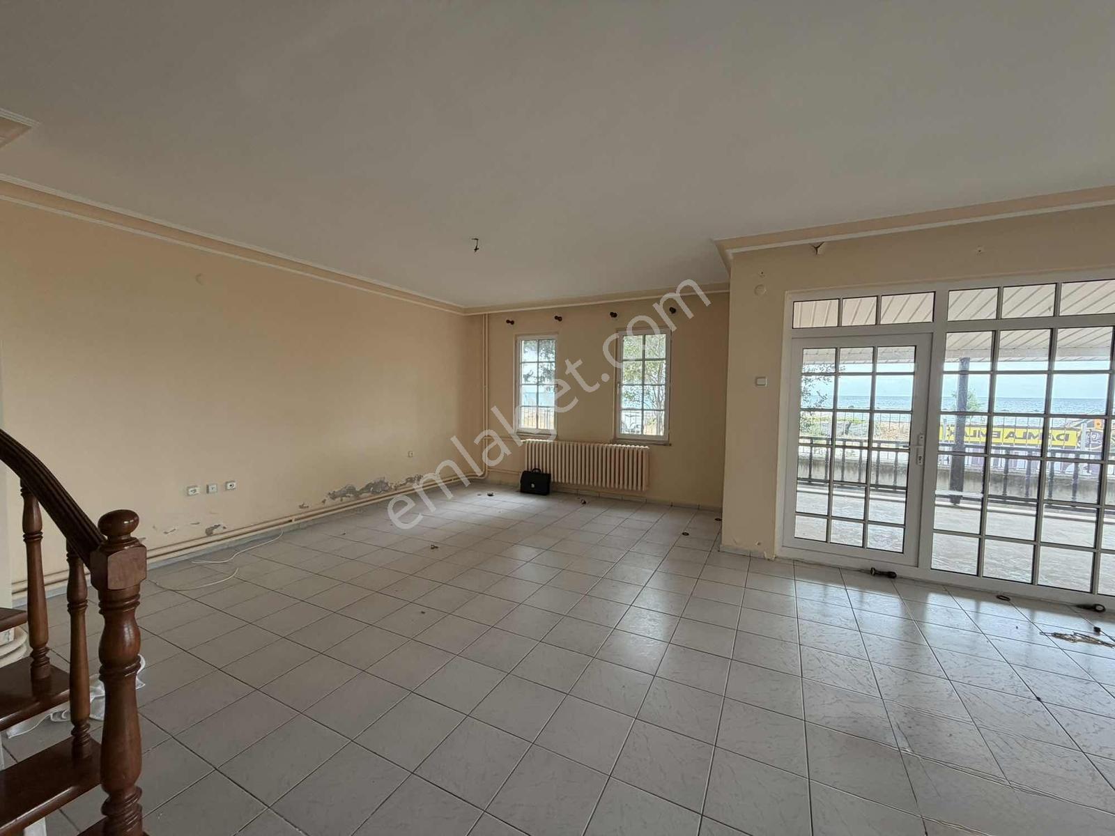 Taflan Sahilde Denize Sıfır 1.046 M² 5+1 Villa Ve Arsası - Görsel 18