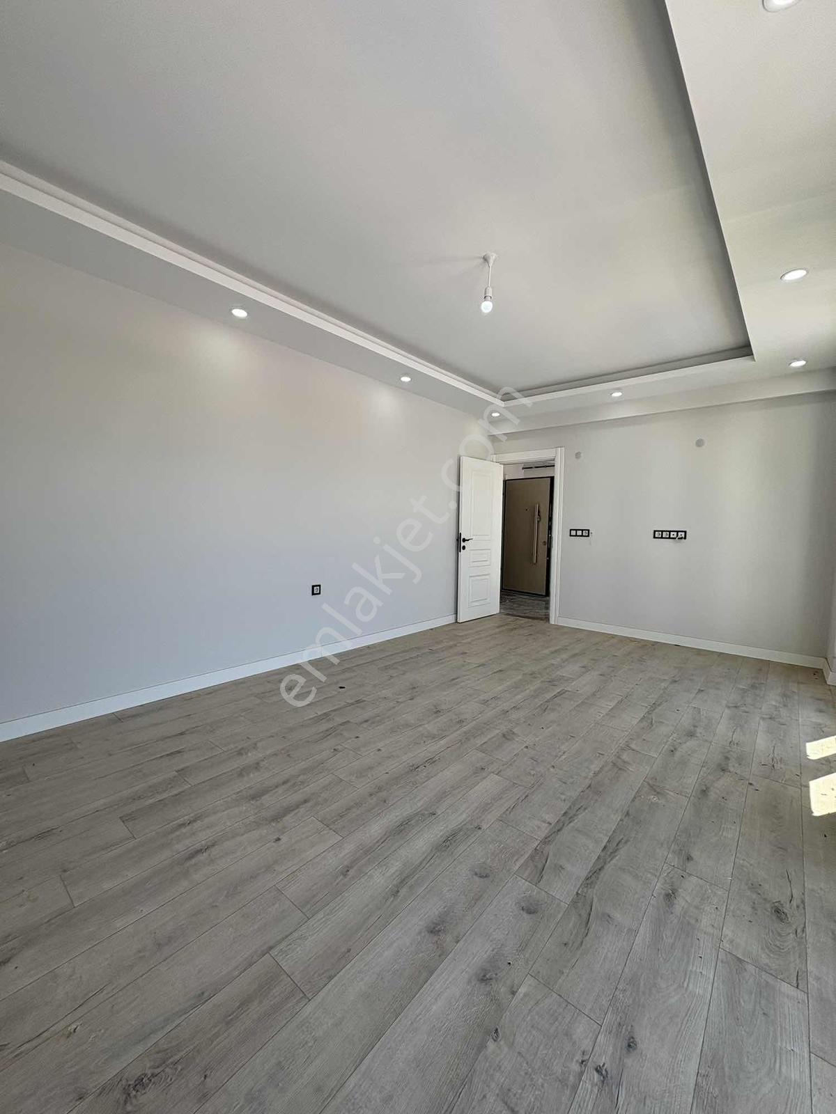 Kartepe Fsm De Havuzlu Güvenlikli Site İçinde 140 M2 3+1 Daire - Görsel 6