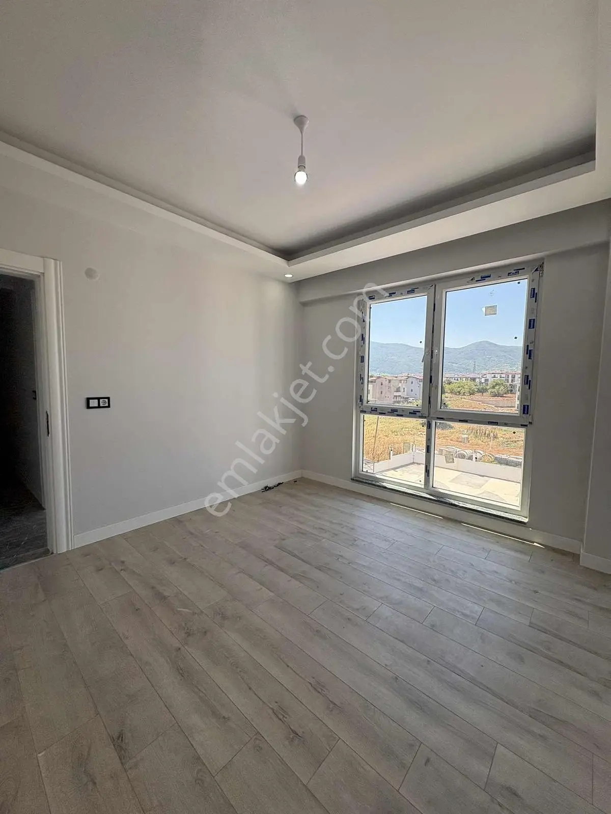 Kartepe Fsm De Havuzlu Güvenlikli Site İçinde 140 M2 3+1 Daire - Görsel 10