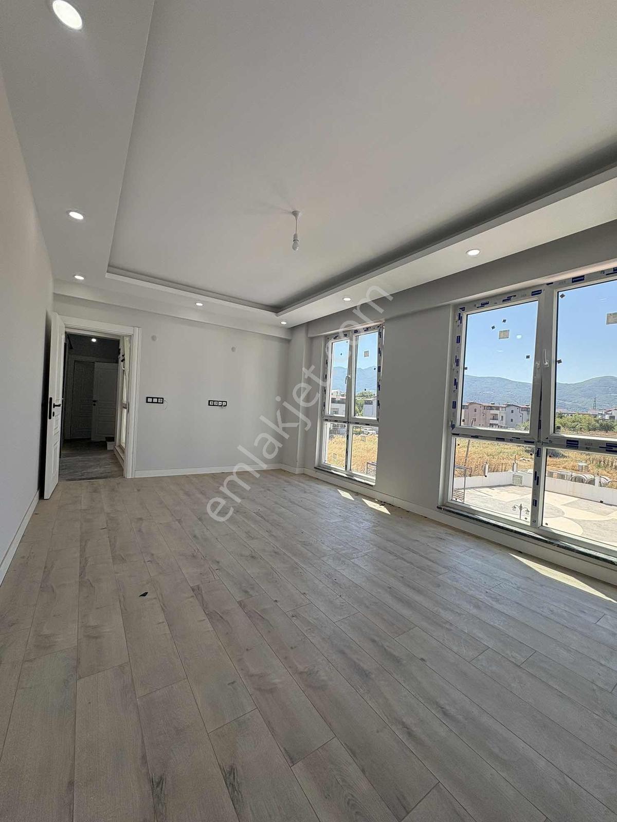 Kartepe Fsm De Havuzlu Güvenlikli Site İçinde 140 M2 3+1 Daire - Görsel 5