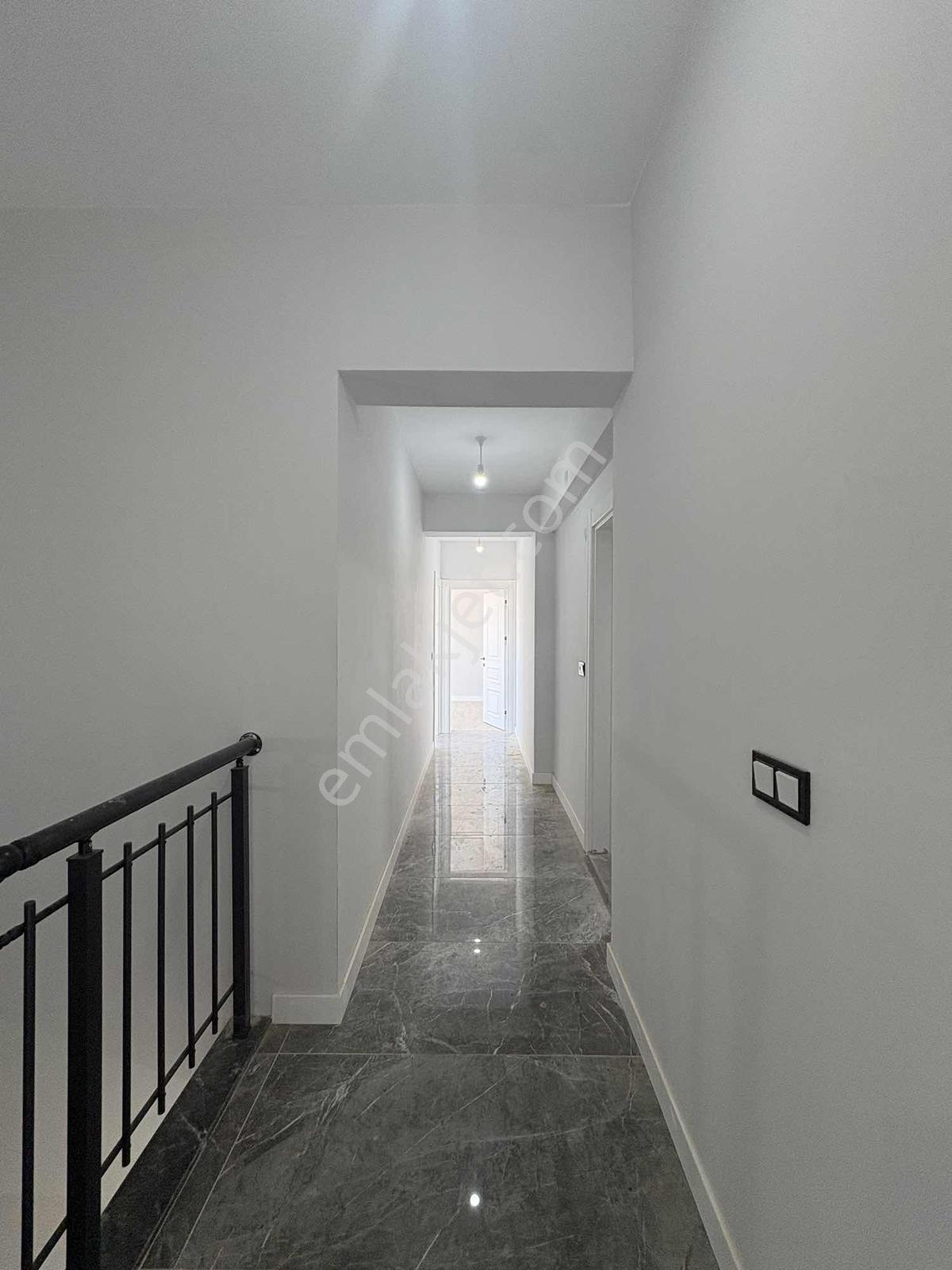 Kartepe Fsm De Havuzlu Güvenlikli Site İçinde 140 M2 3+1 Daire - Görsel 32