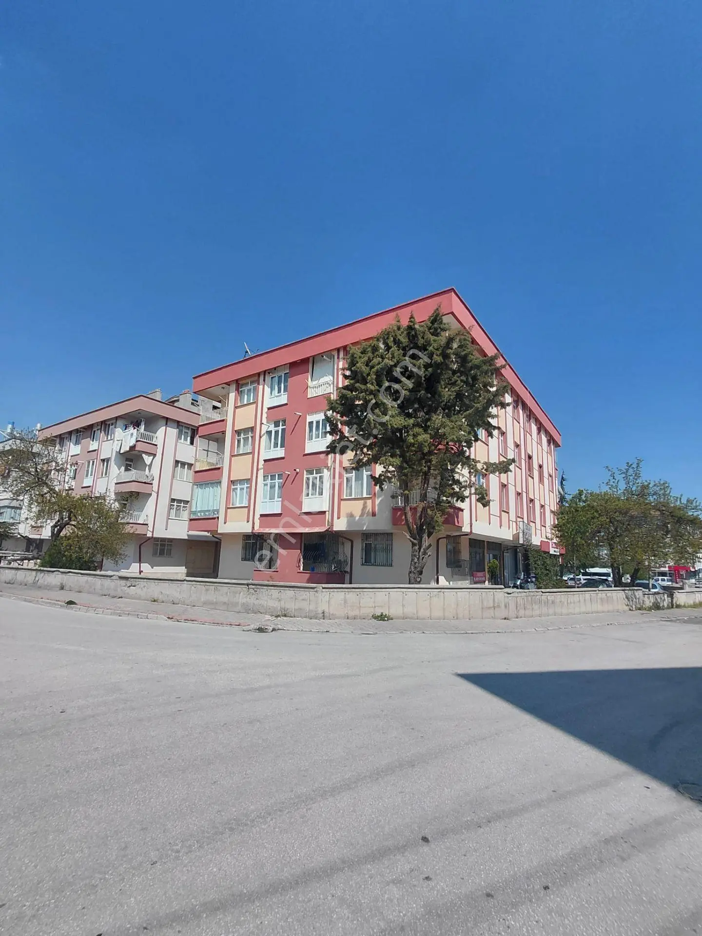 Emrah Çiftci'den Selçuklu Hüsamettin Çelebi Mah.diyanet Yurdu Yanı Satılık 2+1 Arakat Daire - Görsel 2
